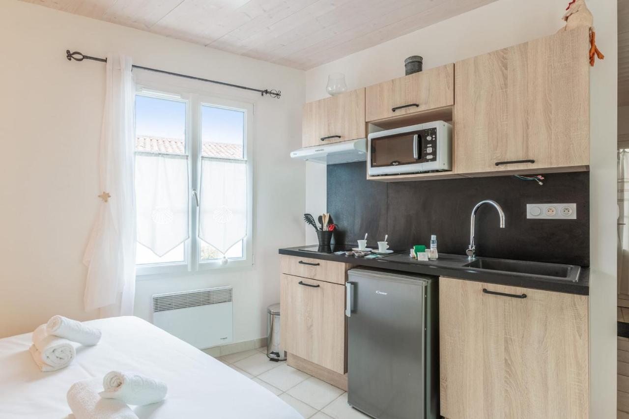 Nice Studio With Veranda Nearby The Beach In La Flotte - Welkeys Exterior photo