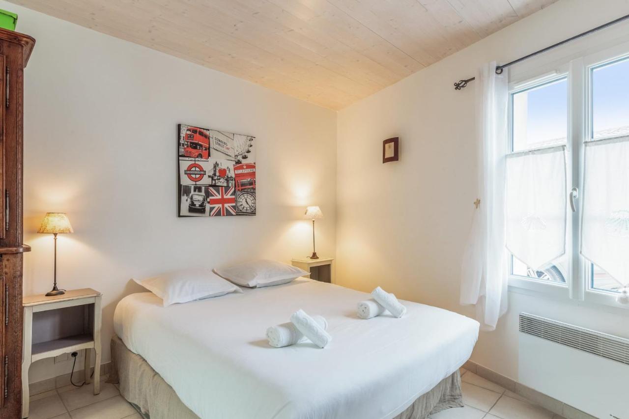 Nice Studio With Veranda Nearby The Beach In La Flotte - Welkeys Exterior photo